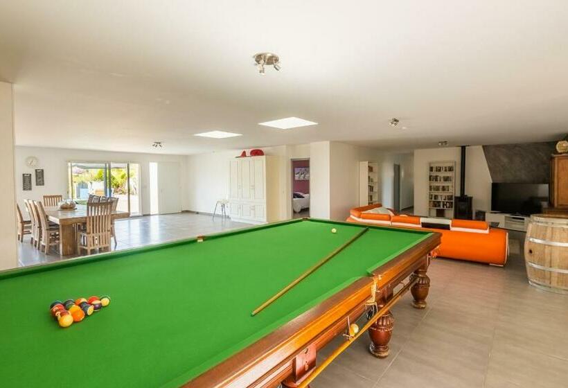 Villa Avec Piscine Et Jaccuzy