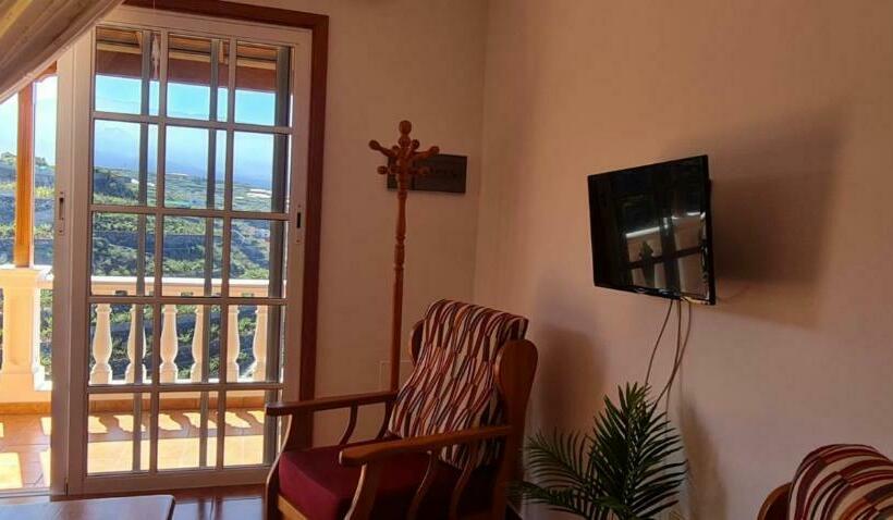 Vivienda Vacacional Los Geranios Tazacorte