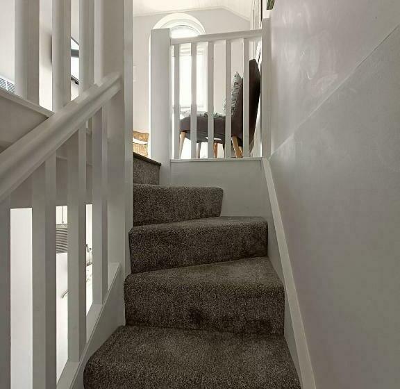 Beautiful 1 Bed Riversi Cottage Located In Malpas