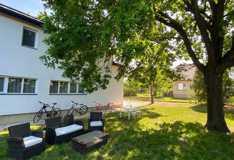 Bike & Fun Apartments Balatonakarattya