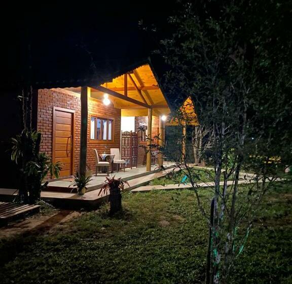 Chalés Alcantilado   Morada Sol E Lua