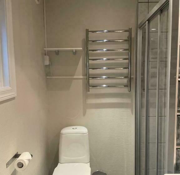 Måløy City Center   Château Kvalheim