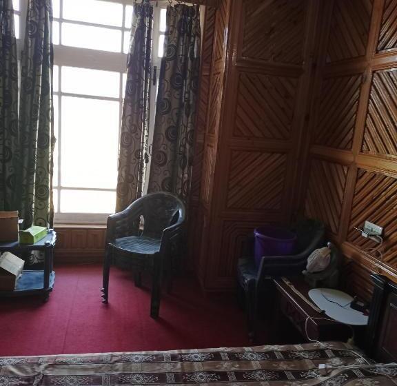 Home Ekant Kutir Homestay