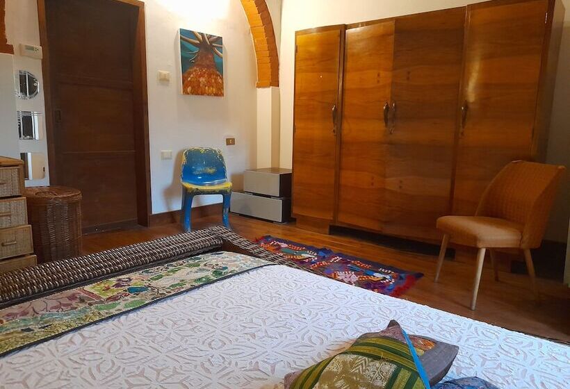 Remarkable 1 Bed House In Pieve A Presciano