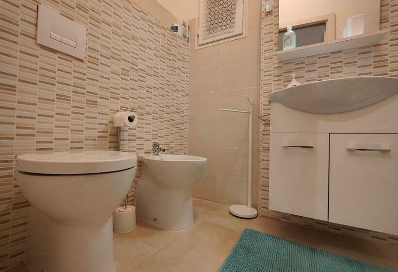 Roma 202 In Laigueglia