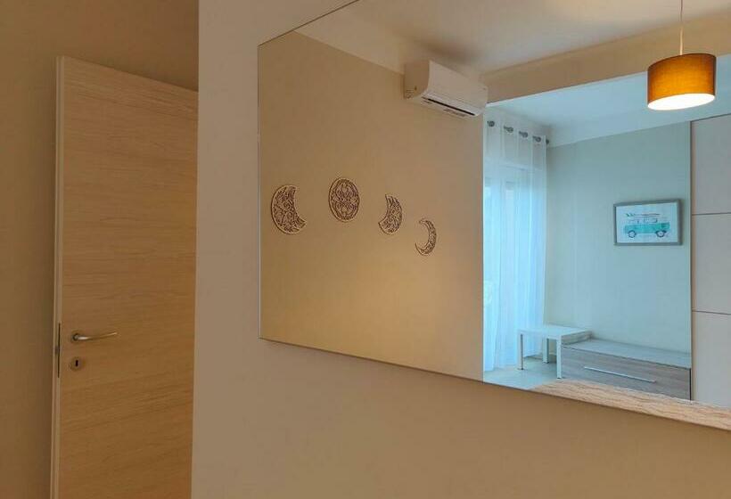 Roma 202 In Laigueglia