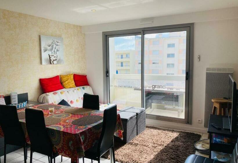 Standing, Luminosité à 100m De La Mer, T3 Prestige