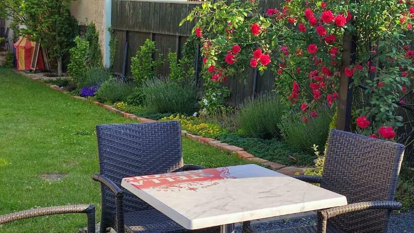 Apartmán Maxi Café Princ Pod Hradem Klima, Wifi