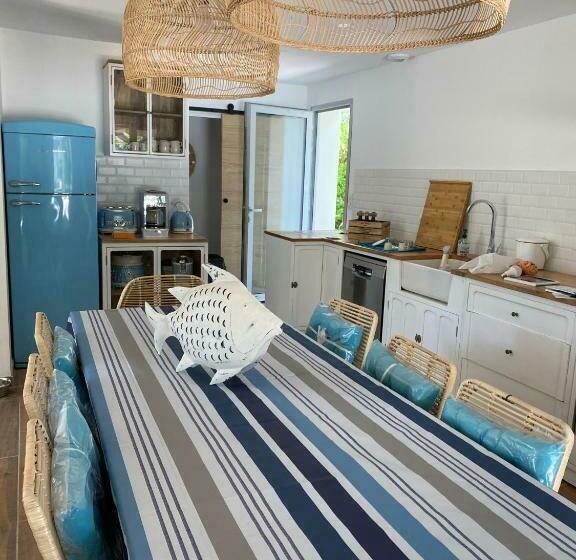 Villa De Charme Avec Piscine à 500m Des Plages