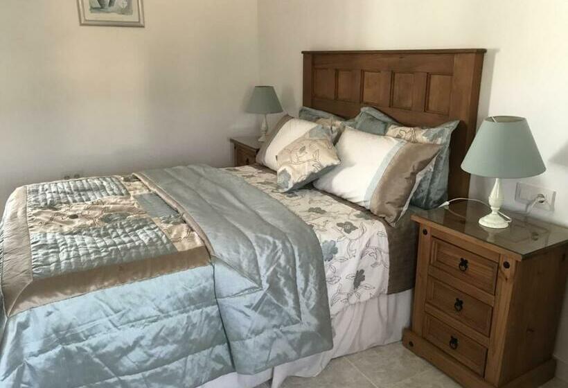 Vista Almendra Captivating 2 Bed Apartment In Oria