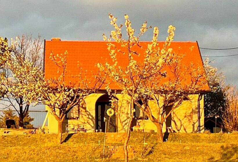 Völgyhíd Village Balaton