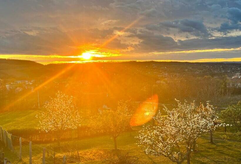 Völgyhíd Village Balaton