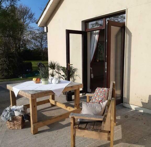 Yellow Heights Country House