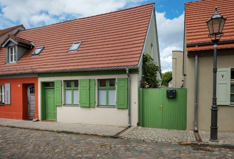 Atelierhaus Auf Der Insel Werder Mit Garten, W Lan Und Netflix