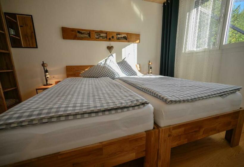 Ferienhaus Haus Im Garten