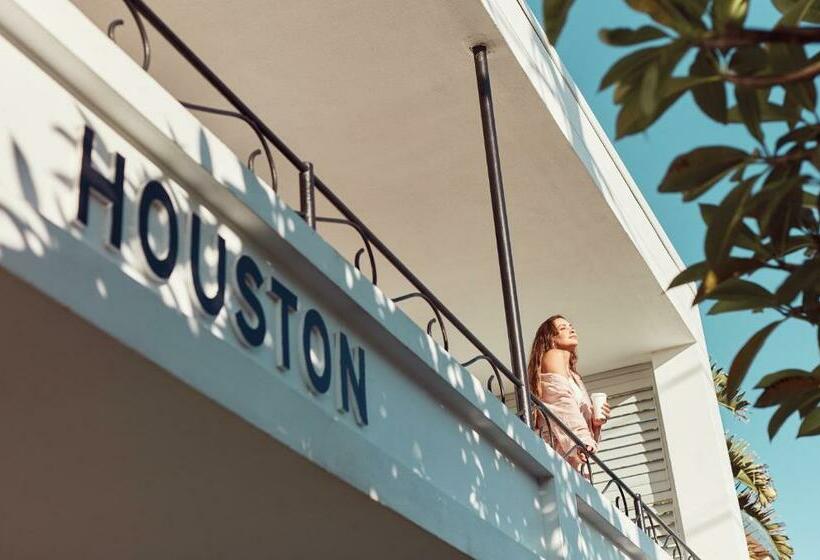 Houston Beachfront Apartments