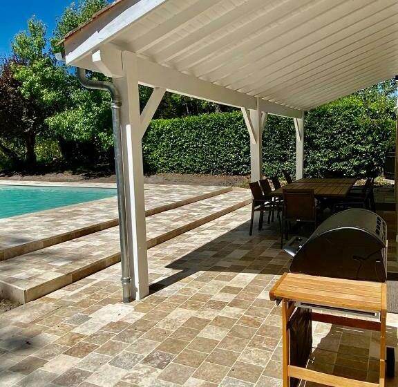 La Maison L Eperon, Stylish 5 Star Villa Surrounded By Vineyard Near Saint Emilion