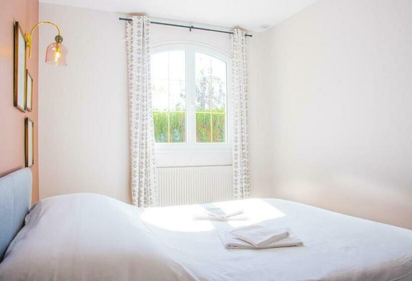 La Pergola   Superbe Maison Au Futuroscope !