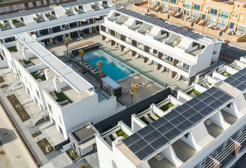 Esmeralda Cotillo Homes By Livvo