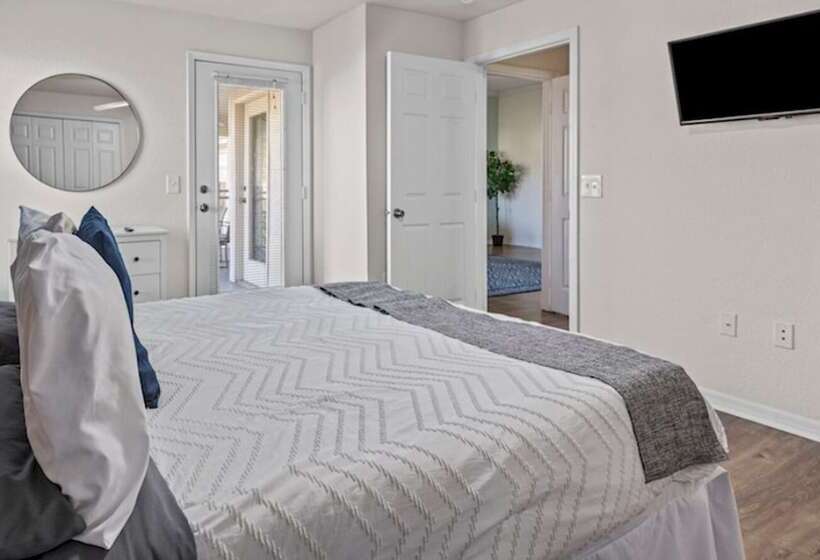 Renu At Jacksonville