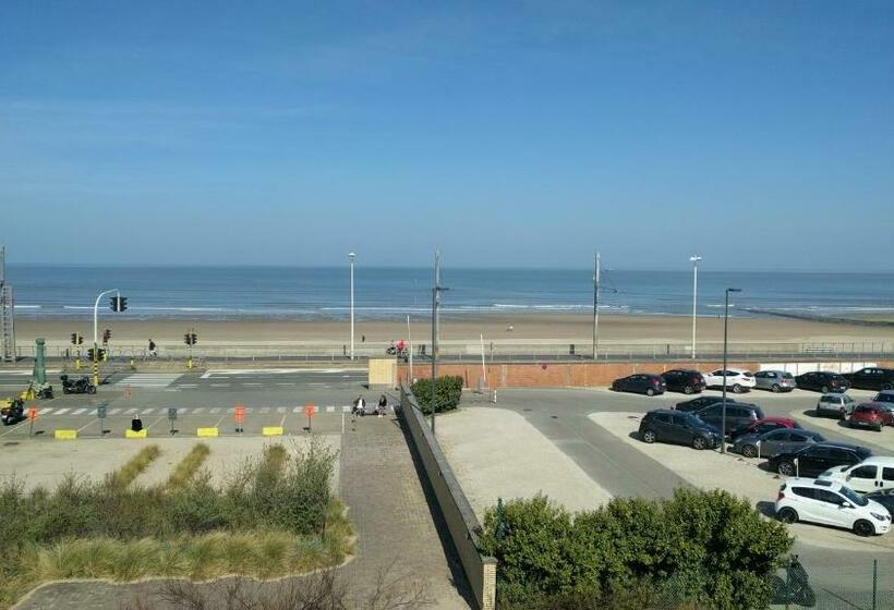 Splendid Seaview   Ostend Luxury Studio 4 Persons At Beach And Sea