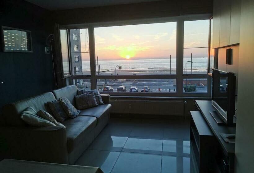 Splendid Seaview   Ostend Luxury Studio 4 Persons At Beach And Sea