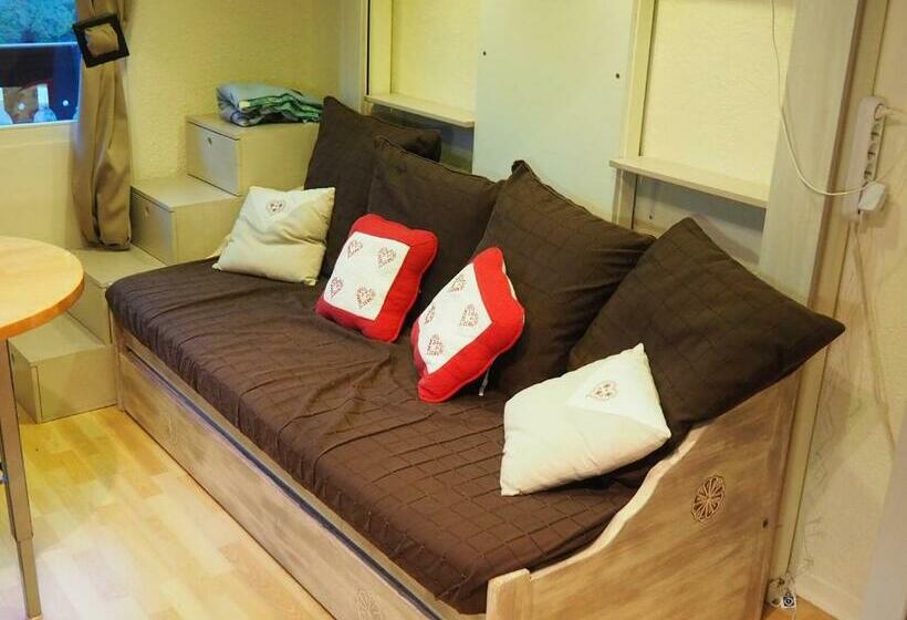 Studio Rénové 4 Pers, Balcon Sud, Au Pied Des Pistes, Plein Centre, Cuisine équipée, Tv Grande   Fr