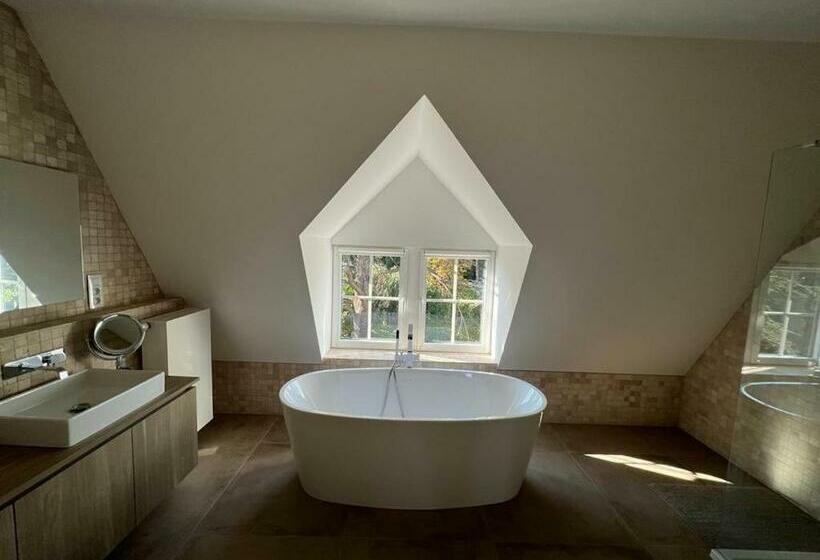 Un Toit Sur Les Monts