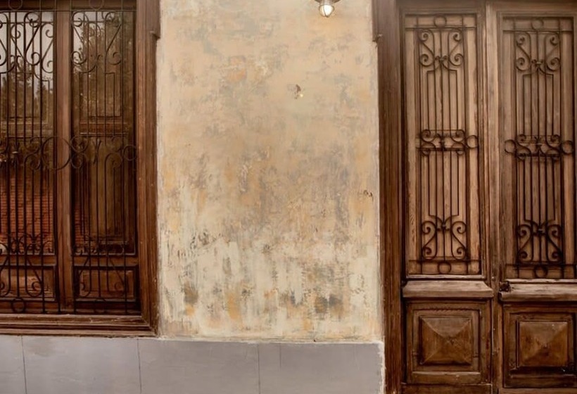 Villa With Rooftop Terrace In Barranco