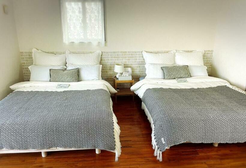 Yomitan Ocean View Apartment 201