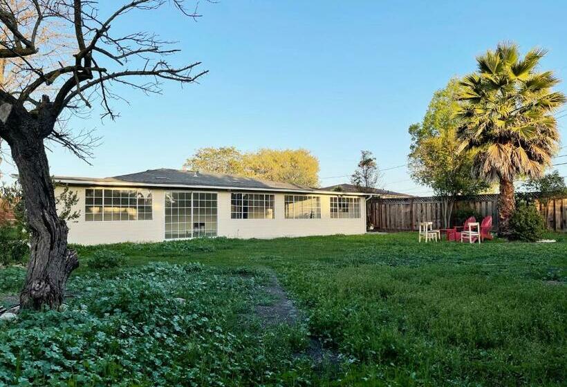 @ Marbella Lane Beautiful Home In Santa Clara