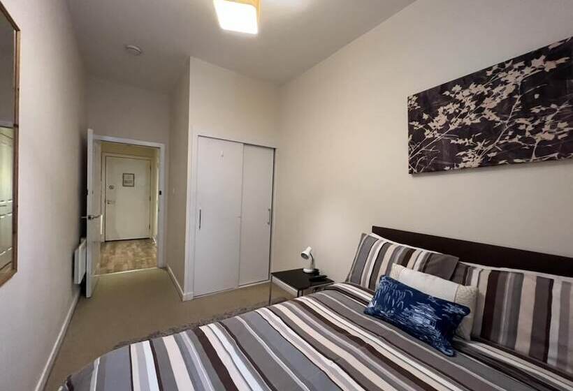 Aberdeen Stay Central 2 Bedrooms Apt No Party