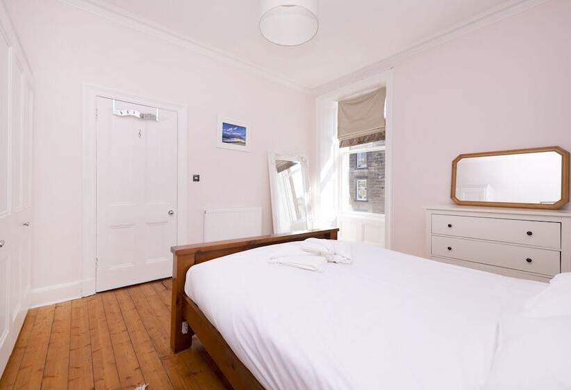 Joivy Gorgeous 1 Bed Flat With A Shared Garden