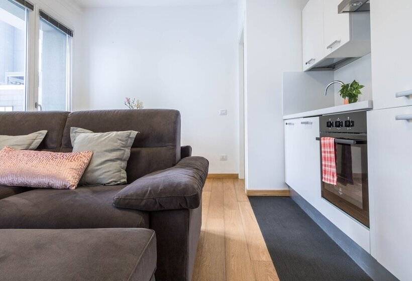 Joivy Superb Flat For 4 With Balcony Near Milano Centrale