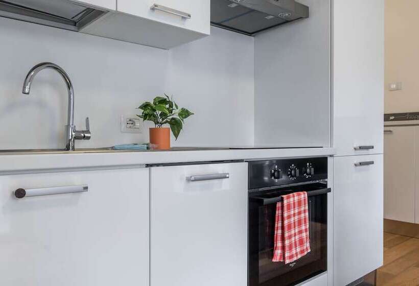 Joivy Superb Flat For 4 With Balcony Near Milano Centrale