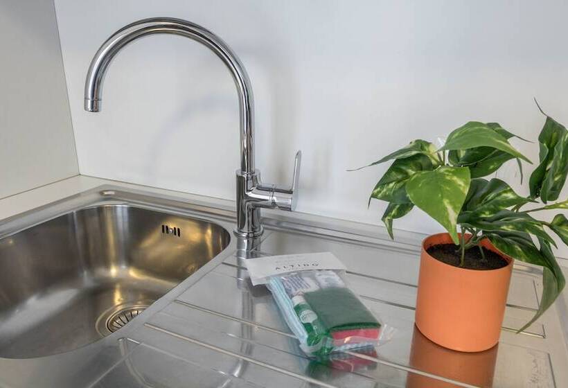 Joivy Superb Flat For 4 With Balcony Near Milano Centrale