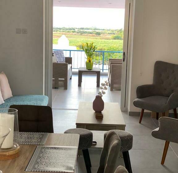 Casa Azzuro Luxurious Modern Apartment Kapparis