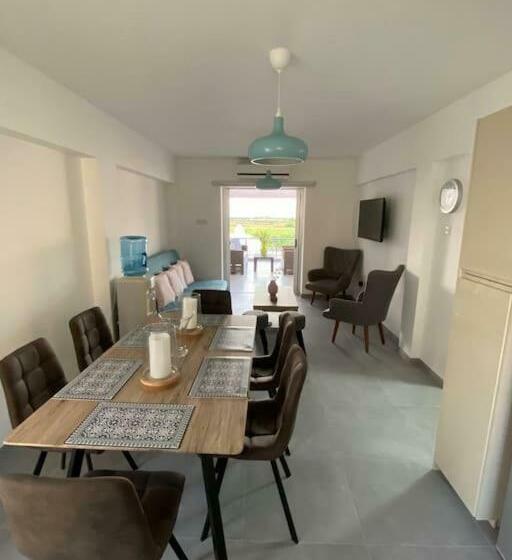 Casa Azzuro Luxurious Modern Apartment Kapparis