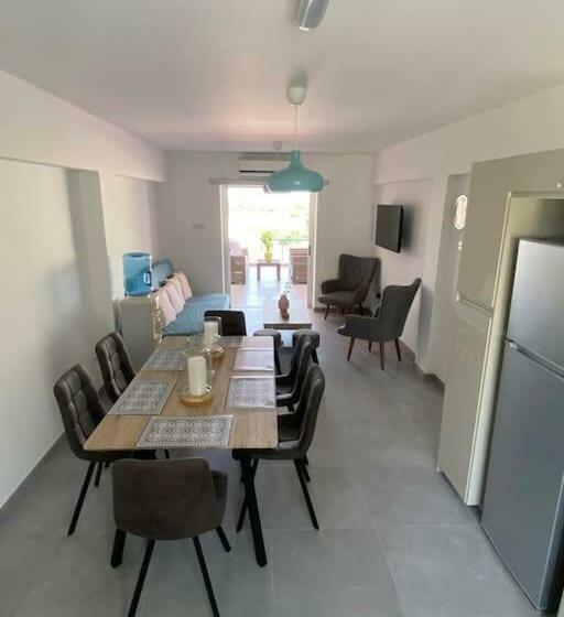 Casa Azzuro Luxurious Modern Apartment Kapparis