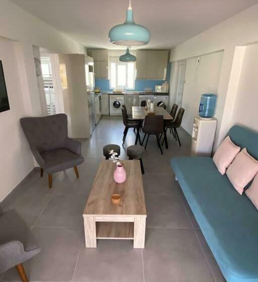 Casa Azzuro Luxurious Modern Apartment Kapparis