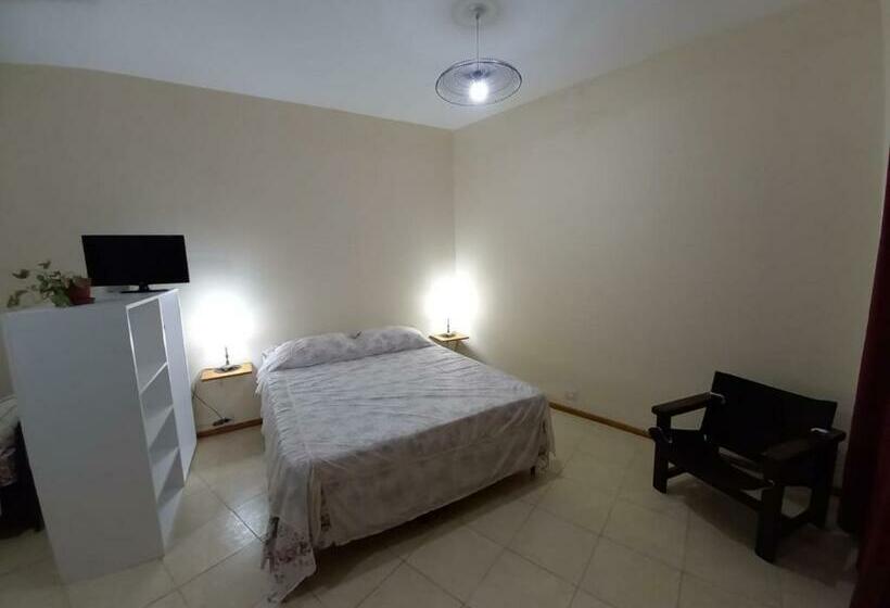 Casa Blanca, 8000 Pesos Arg Por Noche