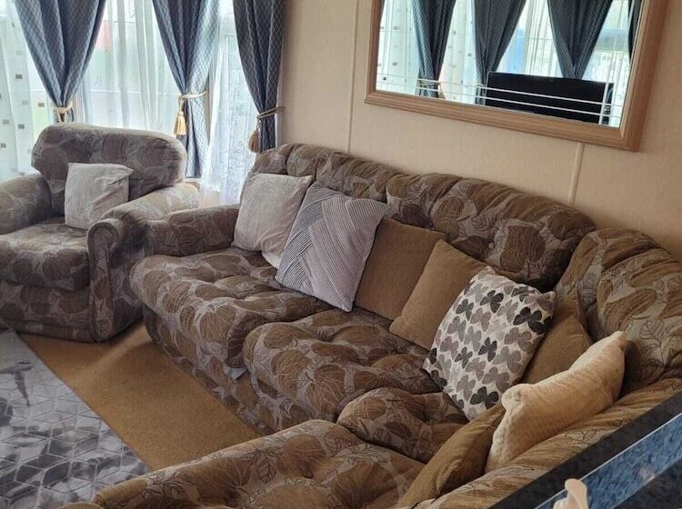 Discover Comfort Home From Home 8 Birth Caravan