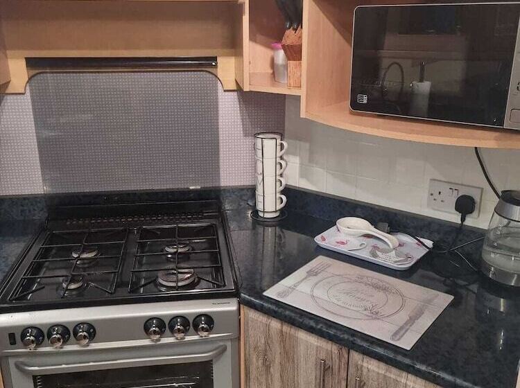 Discover Comfort Home From Home 8 Birth Caravan