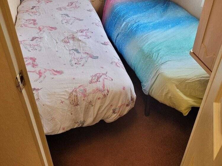 Discover Comfort Home From Home 8 Birth Caravan