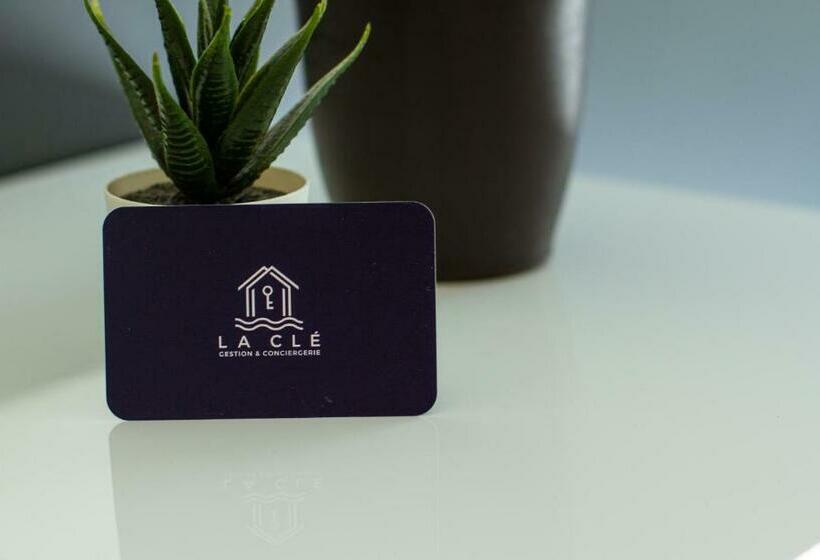 Escapade En Amoureux T2 Luxueux, Love Room Avec Balnéo, 60m Gare Hypercentre La Porte Bleue 4