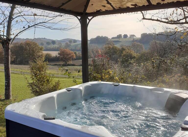 Les Chalets De Barruérot   Jacuzzi Spa Privatif   Chalet Mélèze