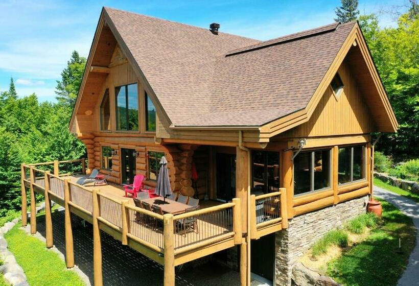 Log Cabin Bliss   Luxury 4br  10 Guest   Tremblant
