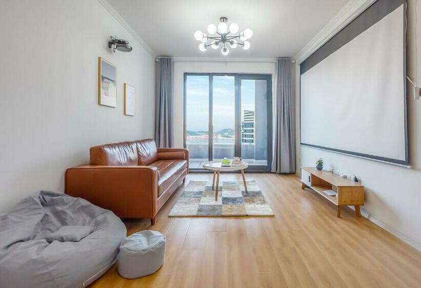 Locals Apartment House 50