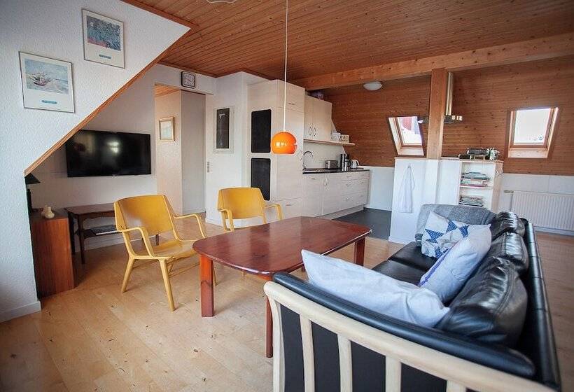 Tórshavn Central City & Ocean Views 3br