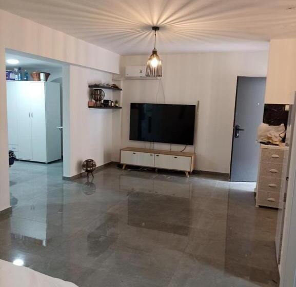 שמילה אירוח 1